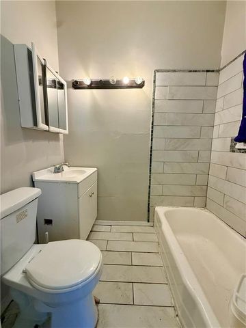 653 Dauphin Island Parkway, Mobile, AL 36606