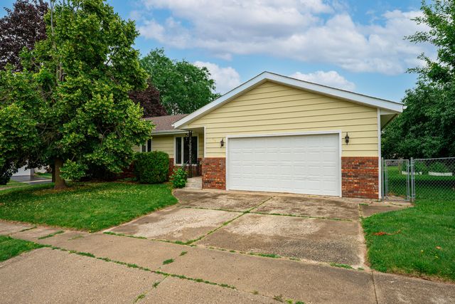 130 Andrews Drive, Belvidere, IL 61008