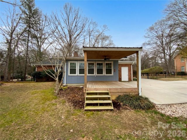 1790 Windsor Drive, Lancaster, SC 29720