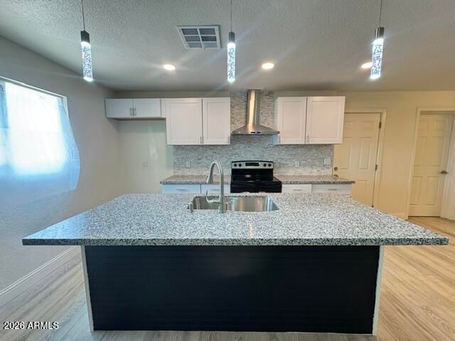 8805 N 28TH Avenue, Phoenix, AZ 85051