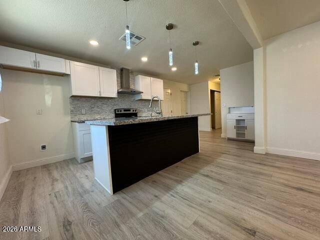 8805 N 28TH Avenue, Phoenix, AZ 85051