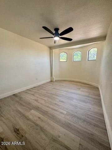 8805 N 28TH Avenue, Phoenix, AZ 85051