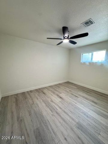 8805 N 28TH Avenue, Phoenix, AZ 85051