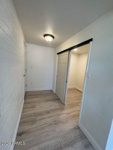 8805 N 28TH Avenue, Phoenix, AZ 85051