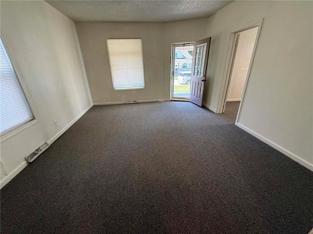 528 Park Avenue, Excelsior Springs, MO 64024