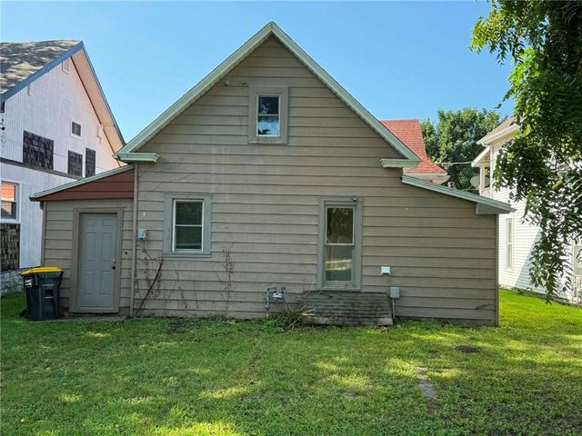 528 Park Avenue, Excelsior Springs, MO 64024