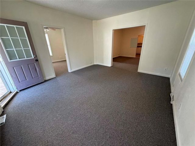 528 Park Avenue, Excelsior Springs, MO 64024