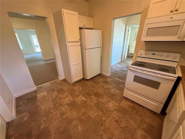 528 Park Avenue, Excelsior Springs, MO 64024