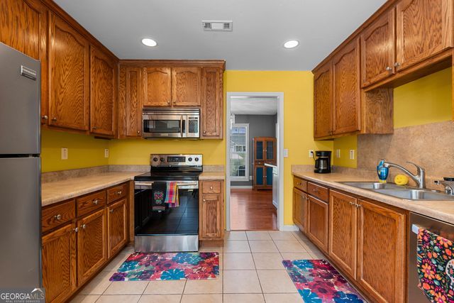 141 Mathews Road, Milner, GA 30257