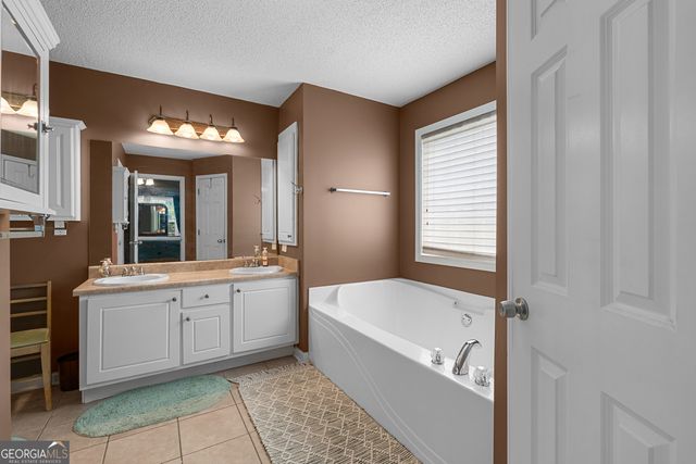 141 Mathews Road, Milner, GA 30257