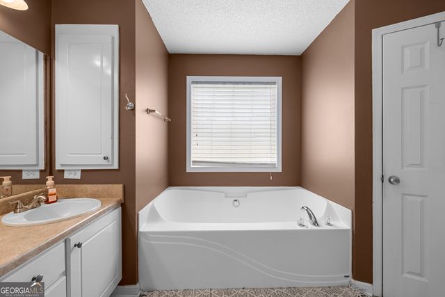141 Mathews Road, Milner, GA 30257