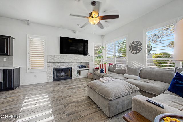 1830 W WISTERIA Drive, Chandler, AZ 85248