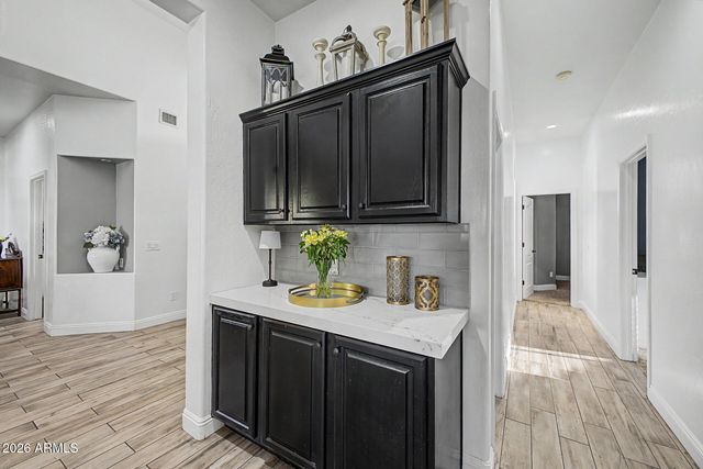1830 W WISTERIA Drive, Chandler, AZ 85248