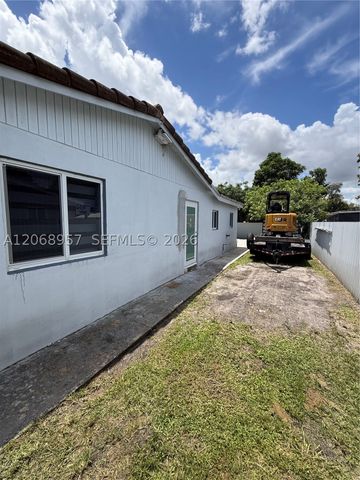 19700 NW 44th Ave ., Miami Gardens, FL 33055