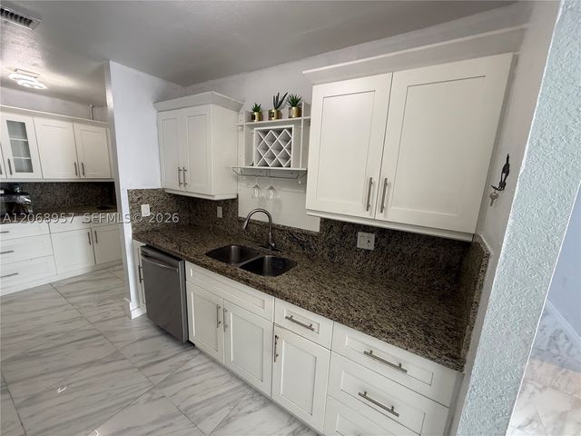 19700 NW 44th Ave ., Miami Gardens, FL 33055