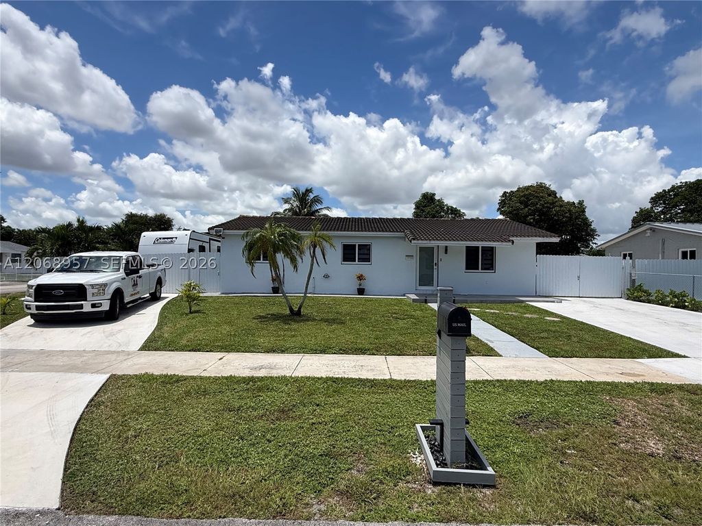 19700 NW 44th Ave ., Miami Gardens, FL 33055