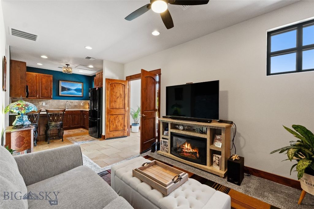 115 E Gallatin Avenue A201, Manhattan, MT 59741 photo 3