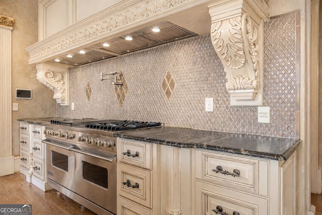 8330 Jett Ferry Road, Sandy Springs, GA 30350