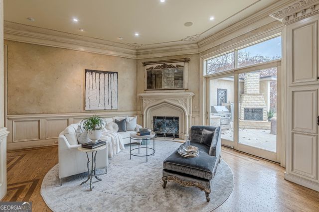 8330 Jett Ferry Road, Sandy Springs, GA 30350