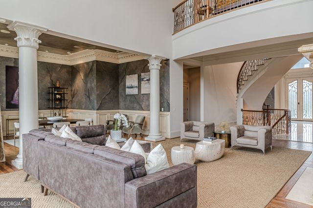 8330 Jett Ferry Road, Sandy Springs, GA 30350