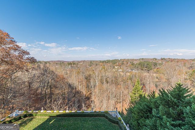 8330 Jett Ferry Road, Sandy Springs, GA 30350