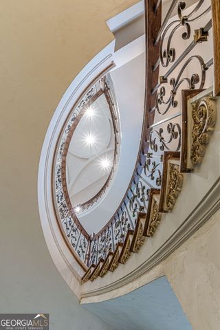 8330 Jett Ferry Road, Sandy Springs, GA 30350