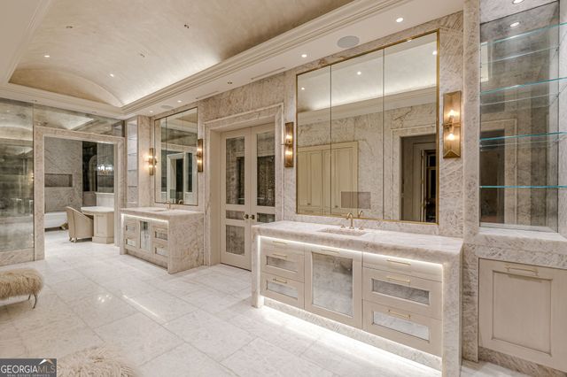 8330 Jett Ferry Road, Sandy Springs, GA 30350