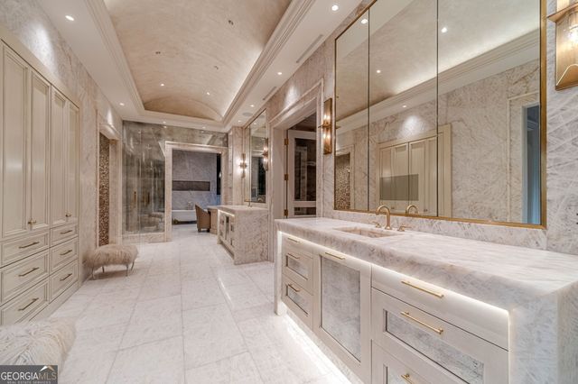 8330 Jett Ferry Road, Sandy Springs, GA 30350