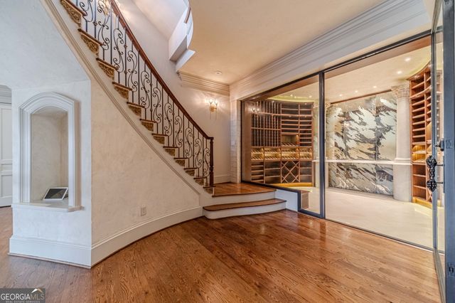 8330 Jett Ferry Road, Sandy Springs, GA 30350