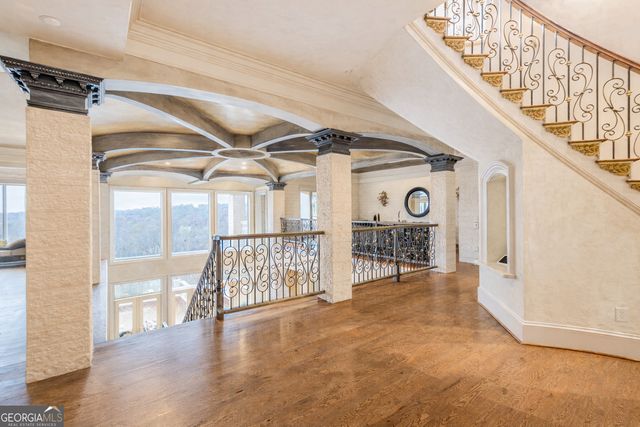 8330 Jett Ferry Road, Sandy Springs, GA 30350