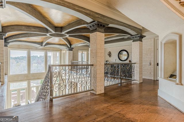 8330 Jett Ferry Road, Sandy Springs, GA 30350