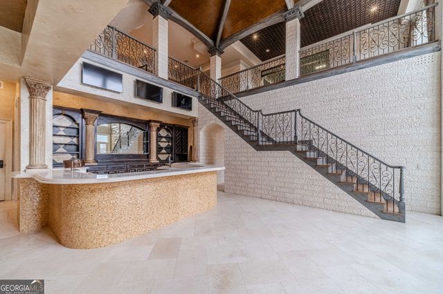 8330 Jett Ferry Road, Sandy Springs, GA 30350