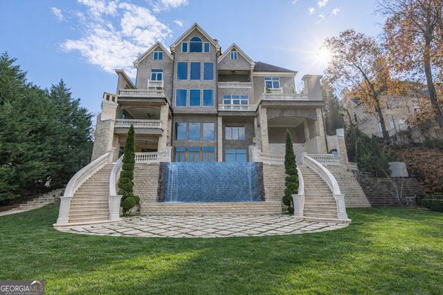 8330 Jett Ferry Road, Sandy Springs, GA 30350