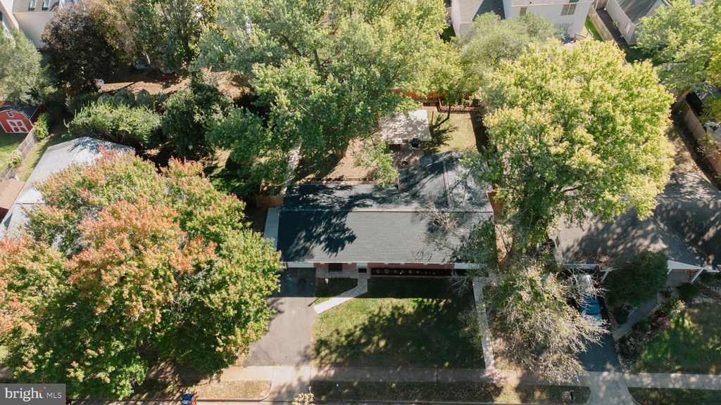 312 E GORDON ST, Sterling, VA 20164
