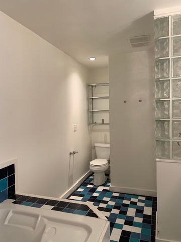 721 W Main Street, Lexington, KY 40508