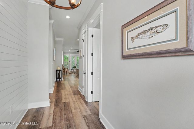 118 Palm Avenue, Pass Christian, MS 39571