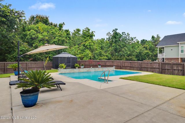 118 Palm Avenue, Pass Christian, MS 39571