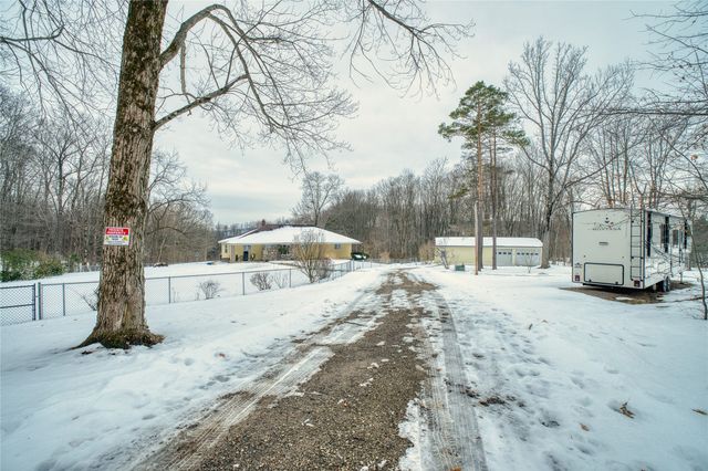 16683 S MEAD Road, Saegertown, PA 16433