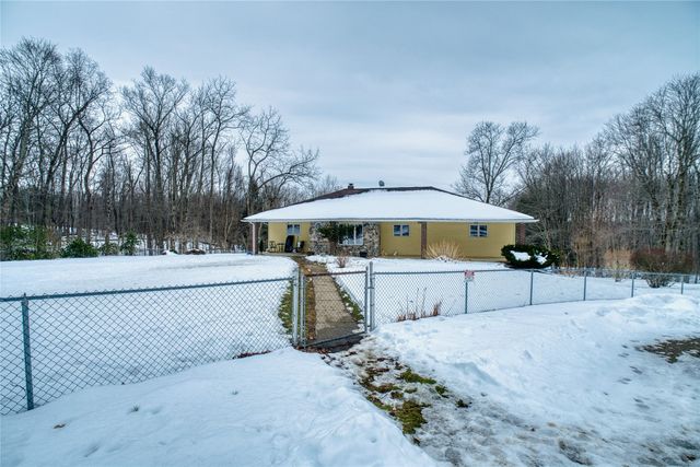 16683 S MEAD Road, Saegertown, PA 16433