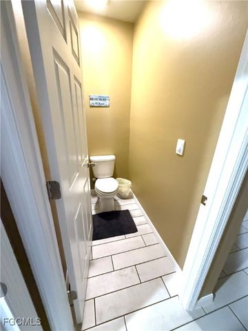 20404 Camino Torcido LOOP W, North Fort Myers, FL 33917