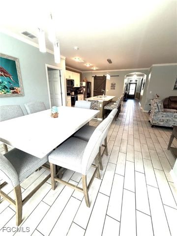 20404 Camino Torcido LOOP W, North Fort Myers, FL 33917