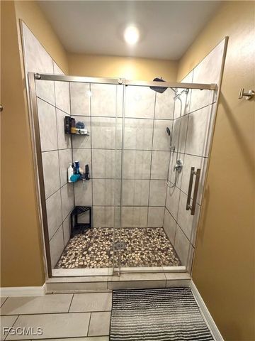 20404 Camino Torcido LOOP W, North Fort Myers, FL 33917