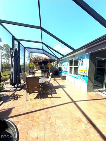 20404 Camino Torcido LOOP W, North Fort Myers, FL 33917