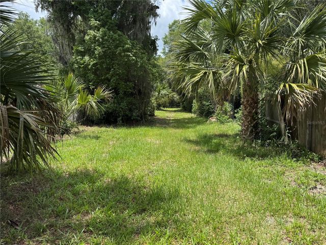 308 S BLUE LAKE AVENUE, Deland, FL 32724