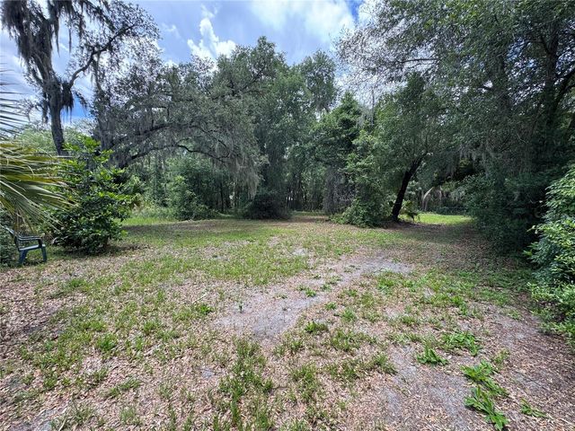 308 S BLUE LAKE AVENUE, Deland, FL 32724