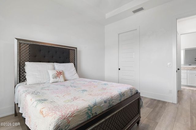 121 Seaside Point, Flagler Beach, FL 32136