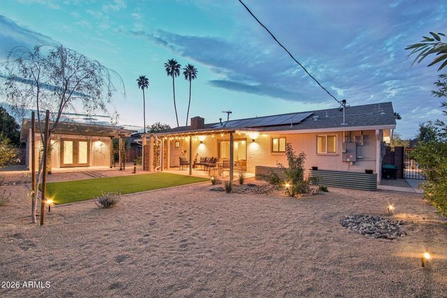 427 E ERIE Drive, Tempe, AZ 85282