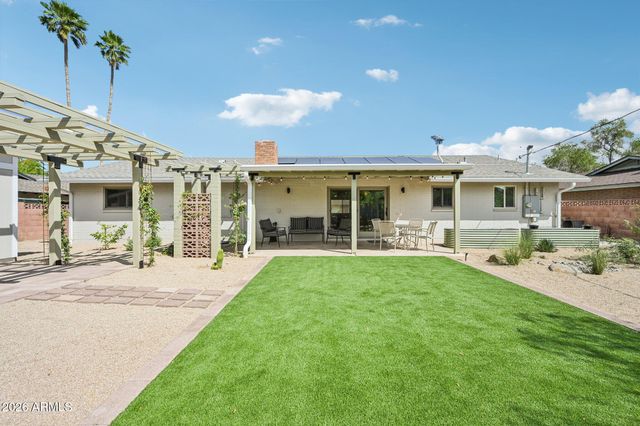 427 E ERIE Drive, Tempe, AZ 85282