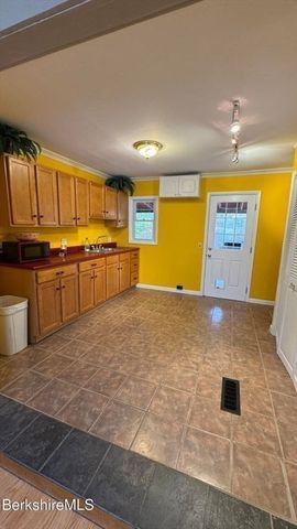 26 Bradford Street, North Adams, MA 01247