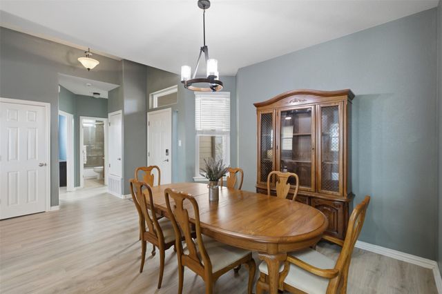 109 Cailin CT, Burnet, TX 78611